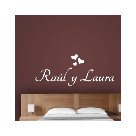 vinilos con nombres Raul y Laura