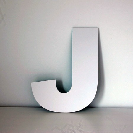Letra J decorativa lisa