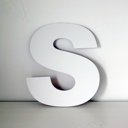Letra S decorativa lisa