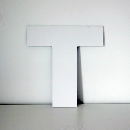 Letra T decorativa lisa