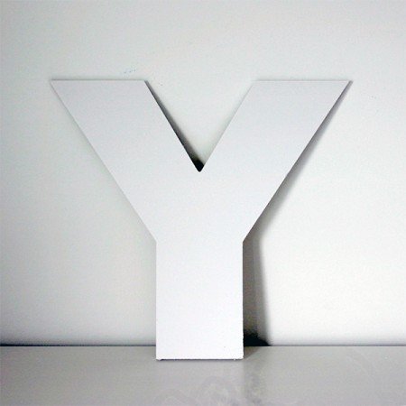 Letra Y decorativa lisa