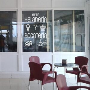 Heladería y Bocatería