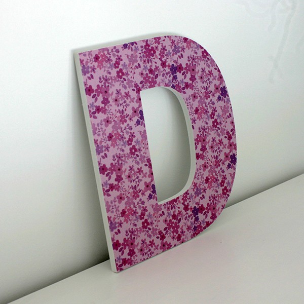 1623 Letra Decorativa D