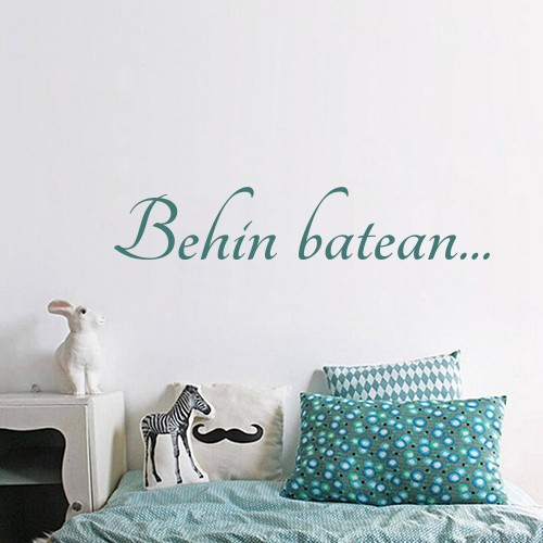 2033 Vinilos texto euskera