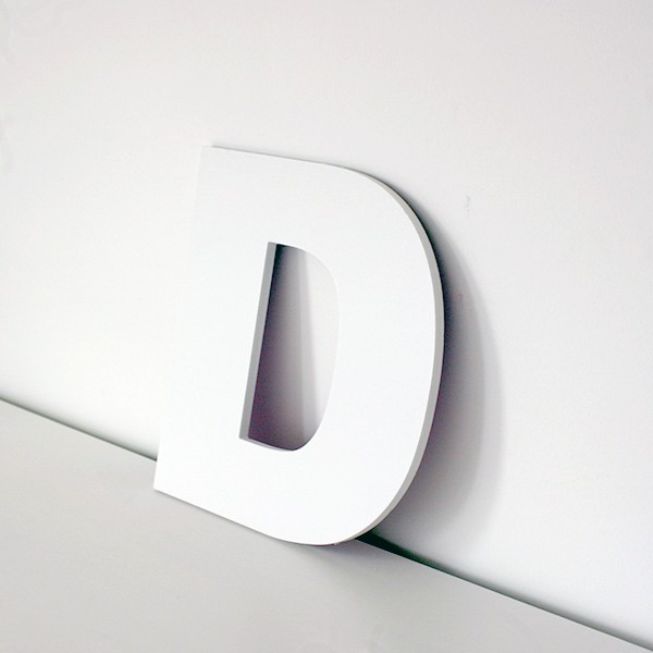 Letra D decorativa lisa