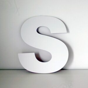Letra S decorativa lisa
